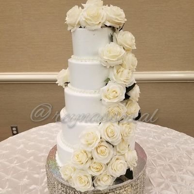 Cakes and rentals for all occasions.
Ph. (972) 979-5829