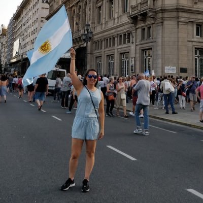 Amor por la libertad, el trabajo, la educación, por la República y por la democracia. En resumen, anti K