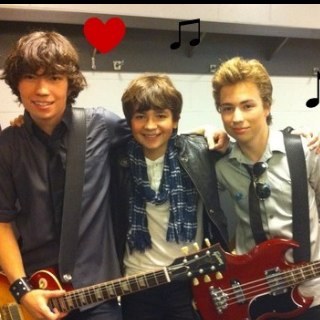 MarryMeForrestB's profile picture. A girl who wont stop believing. I will marry Forrest Burnham one day.  ;)