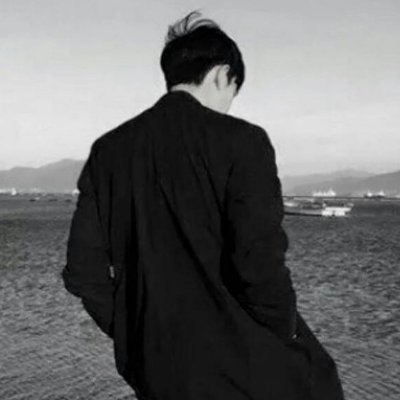 W5DyiT7UpLiNaqn's profile picture. 0000