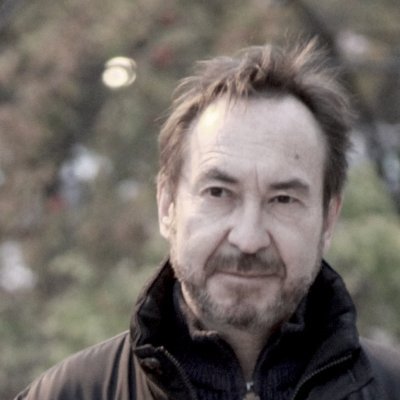 SusoMourelo's profile picture. Escritor de paso  
vivo entre La naturaleza del silencio y El Japón de Hokusai