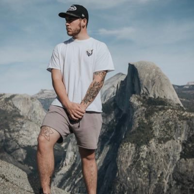 nicksfuckery's profile picture. 