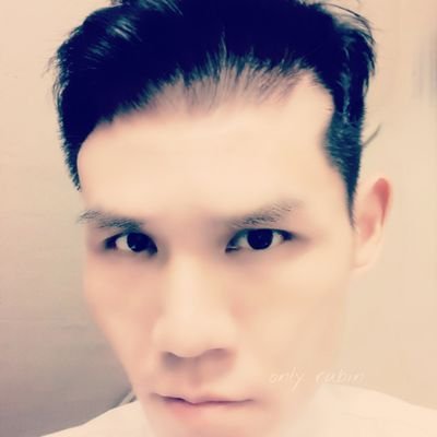 twitofluck's profile picture. 