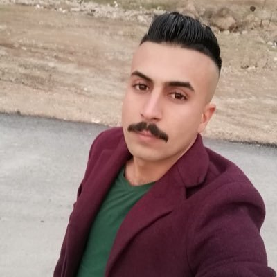 من تمشي عدل وتعثرك الايام
شكو مخربط يصير براسك معدل