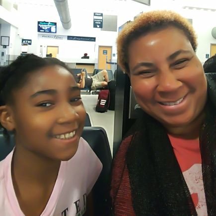 Rianna Facey is 14 years old.  She was  8 year old when seen on Fox 45's Project Baltimore with her mom.  Her 1st book was, 