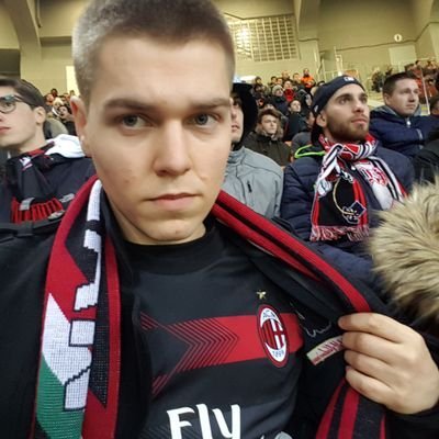 🖊️: @MilanEye, Forza Milan 24/7 (fb)

Drobne kompilacje video

🎥: jakub_balicki1 (Tik Tok)

Ex: @ACMilan24com