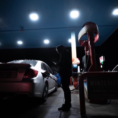 Kadengrobben34's profile picture. the fears you don't conquer become your limits