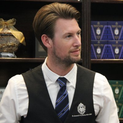 Mens grooming expert
Brand Ambassador & Master Barber for #truefittandhill
Check out the link below to see my feature in GQ
https://t.co/FwzHa1SuOG
