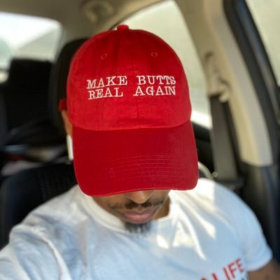 ImHolleywood's profile picture. 📸 @ImHolleywood You’re either gonna get in shape by laughing at my post, getting on a nutrition plan or boffum