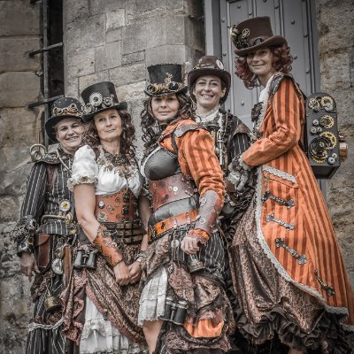 Lincoln photographer and local photography studio, we offer portrait photography and specialise in Steampunk and Cosplay.