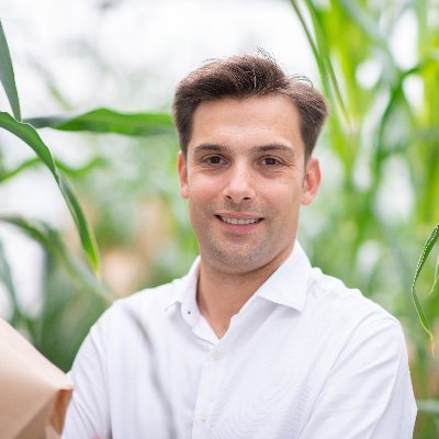 Research on #CRISPR, #maize, #Agrobacterium, transformation and haploid induction. Head of the VIB Crop Genome Engineering Facility (https://t.co/qI1xlHCev0).