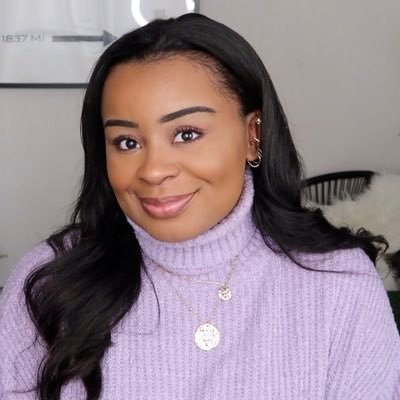 Digital enthusiast | Youtuber | Social Media Manager | Communication student | From 🇫🇷 living in🇨🇭with 🇨🇩🇧🇪 roots