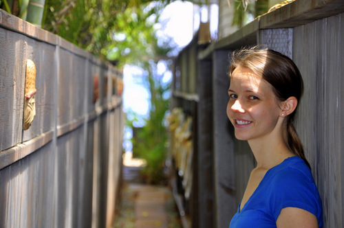 Living and raw foods educator, personal chef, and wife who likes to experiment and play in the kitchen.