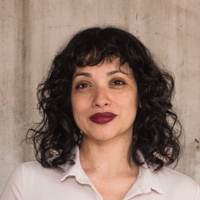 Ex socióloga, curadora, escribo sobre arte. Directora del MUAC y de la Dirección General de Artes Visuales @muac_unam