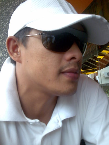 isz1827's profile picture. .