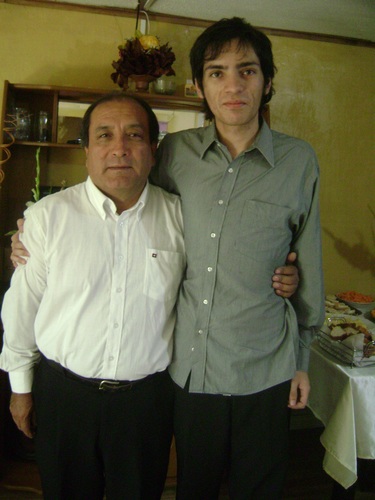 estudiante de ingeniería en colectividad. lector de libros de terror y cobarde.