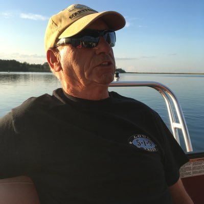 BobYoun17983208's profile picture. 