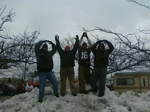 tbrian24's profile picture. 