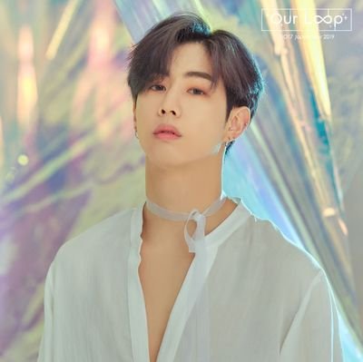 You23961928's profile picture. igot7