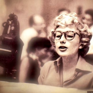 Official account for #jazz legend Blossom Dearie and her label Daffodil Records. 🌼