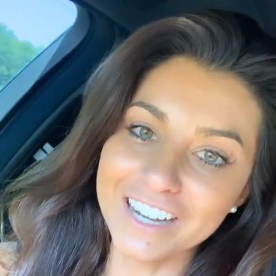 MinstressJ's profile picture. Model