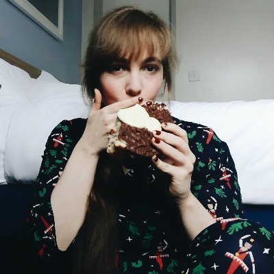 Has watched a show in (almost) every theatre in London. #VaultFestival2020 Emerging Critic. #SpringbackAcademy2020. 'Blogging with verve' (The Guardian)