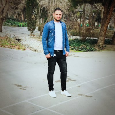 AliAfloge's profile picture. 