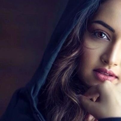 bint_maghreb's profile picture. ‏‏‏‏‏‏معلمة لغة عربية، دراسات عليا في علمِ اللسانيات، أحب الشعر العربي الفصيح،
اللهم احفظ المغرب وأهلها وملكها والبلاد العربية والإسلامية