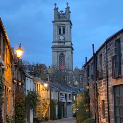 toujours0017's profile picture. 