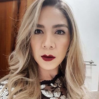 Esposa, mamá, emprendedora.
Jesus is the only way!