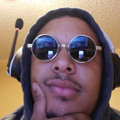 SirReginald96's profile picture. I like planes.