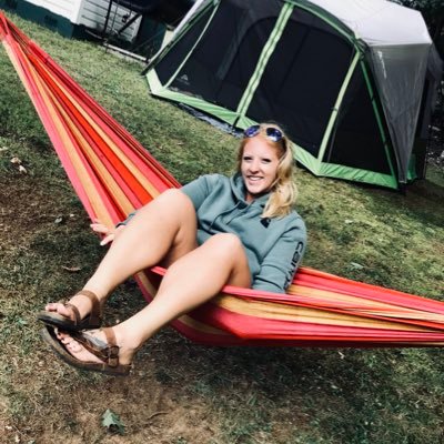 Social Worker. Sunshine. Adventures. Ocean. ☀️🥂🌻
