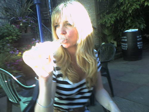 ROSIEWELLS81's profile picture. Producer, house Music enthusiast, cheese and crackers, films, wines, comedy...niceness.