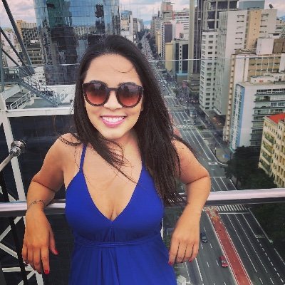 Se você procura a felicidade, vai se iludir e cair em mil armadilhas, mas se você procura a Deus a felicidade é que vai encontrar você