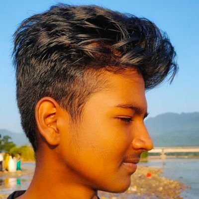 papa_hai_yaha's profile picture. #memer 
#brahmin_boi
#msdlover
#carry_minati
#electrical_engeneer 
#parne_wala_bachaa
#indian
#aur_kitna_janna_h??
#chup_chap_follow_karo