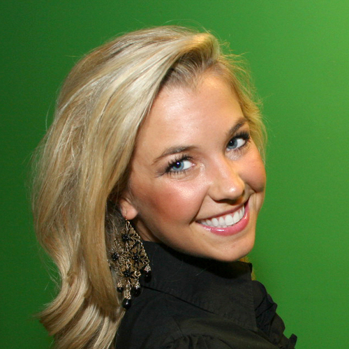 Christina_CW's profile picture. On-air talent/Host for Central Illinois CW, WBUI.  I report and bring you the latest 411 on events and happenings in Central IL.