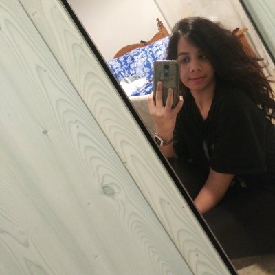 CglezLizzy's profile picture. 
