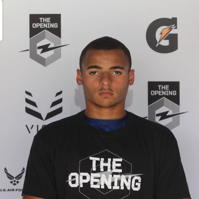 Voltaire9272's profile picture. 6'0
215lb#
Mandarin HS c/o 2021
https://t.co/PkfOAXYsW4…
2018 Class 8A FL State Champion
DE / OLB
Artist & Comic Enthusiast