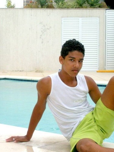 http://t.co/6RqSV5WLm7
b.nunes_368@hotmail.com = Msn