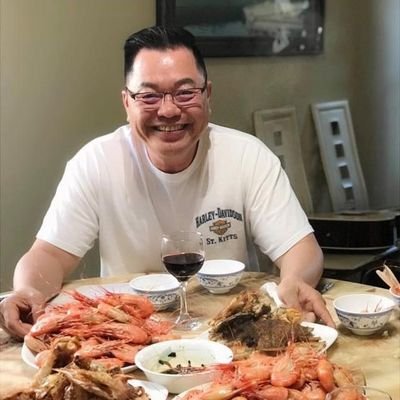 danh__Nguyen's profile picture. 🇻🇳🇺🇸
Life is not a problem to be solved, but a reality to be experienced.   --Soren Kierkegaard