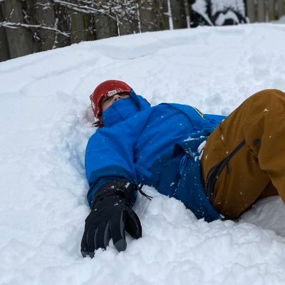 AidanGallacher2's profile picture. 🎺🦵