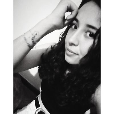 polchii's profile picture. Se necesita del sufrimiento para poder apreciar la felicidad en su máxima expresion.