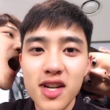 Kyungsoo's pants bother me, so ill take them off 🙈
| KAISOO'S MOAN | OT9 💪| IM EXO'S EXOL | I AM A DANDANIE | 180428
Kyungsoo's Diary