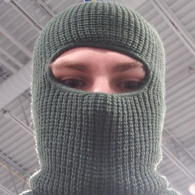 ScottSwain10's profile picture. dont tweet much so if I do its probly worth the read.