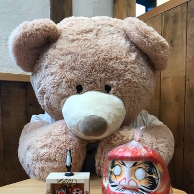 全ての方々の毎日が心豊かであるように、日々大真面目に研究中の、Caféあつめ木公式アカウントです。【＆栃尾揚げ党 党食堂🍴】 LO⇒PM9:00。木曜日＆第2火曜日定休。 ブログもヨロシク(・ω・)ノ 🚗でお越しの方へ⇒当店駐車場へのナビは「ナビパーク厚木東町第2駐車場」で🔍 ブロック塀側の月極⒈2．