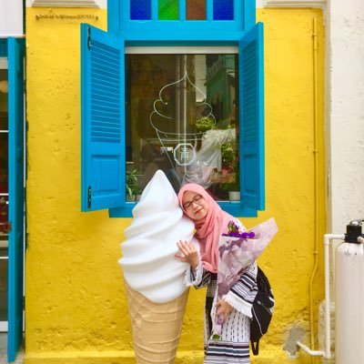 A lady who loves to cook 👩🏻🍳 | freelance proofreader | poet | non-fic reader 💕