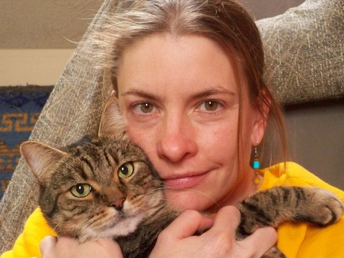 Retired amateur stock car racer, #OregonDucks fan, cat whisperer, professional smartass, author of #NASCAR #YA fiction. #FREE http://t.co/S3iUfHvH54