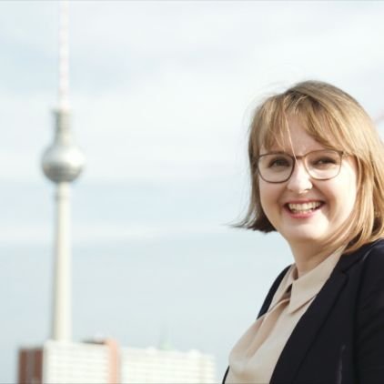 karina_filusch@legal.social        Fachanwältin für IT-Recht, #Datenschutz, Datenschutzbeauftragte, macht Podcast @DaSou_law https://t.co/1pftMnnZPP