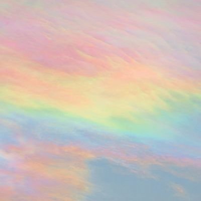 君の夢が叶うのは 誰かのおかげじゃないぜ
風の強い日を 選んで走ってきた🌈彼女と14年目🌈
🌟いつでも光で構える
🎧スピッツ•YUKI•椎名林檎