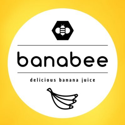愛媛県松山市初のバナナジュース専門店『banabee（バナビー）』🍌松山南高裏門前🍌現在の営業時間12時〜18時（月曜定休）今話題のおいしくってヘルシーでかわいい恋バナナジュース🍹💓ぜひぜひ飲んでほしいです🤗チョコなどのトッピングは常時30種類以上!✨ #banabee #バナビー